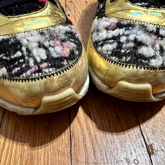 AUTHENTIC Preowned Women’s Chanel Sneaker US sz 8 - Picture 9 of 12